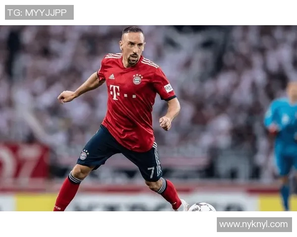 以足球球星专属名为核心解读绿茵传奇背后的荣耀与故事