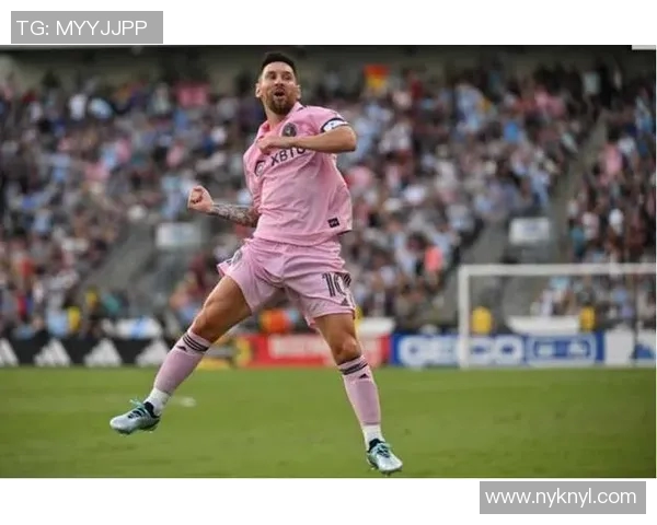 真正热爱足球的球星是谁他们如何在场内外展现对足球的深情与执着