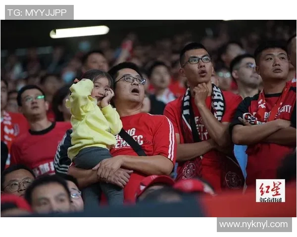 聚焦足球球星卡壹探索收藏魅力与球迷热情互动新趋势