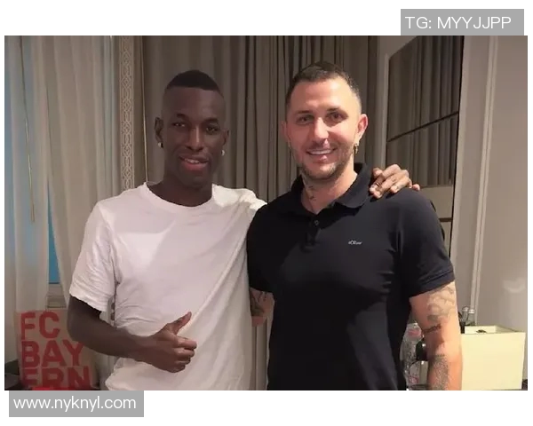 足球球星背后的理发师 揭秘他们的发型与风格背后的故事